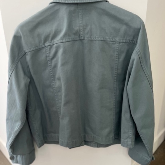 Jacket - Picture 3 of 4